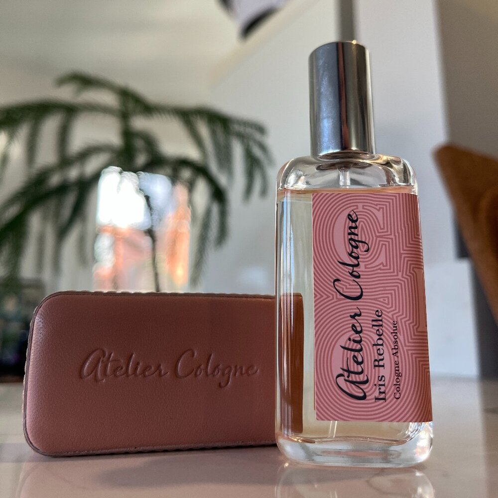 Atelier Cologne 1 oz w/ travel case Iris Rebelle